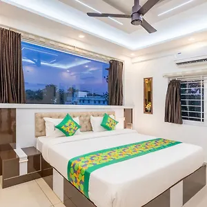 *** Hotel Treebo Premium Cochin Airport, 5 Min From Cochin Airport India