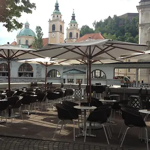 Gasthuis Cacao, Ljubljana